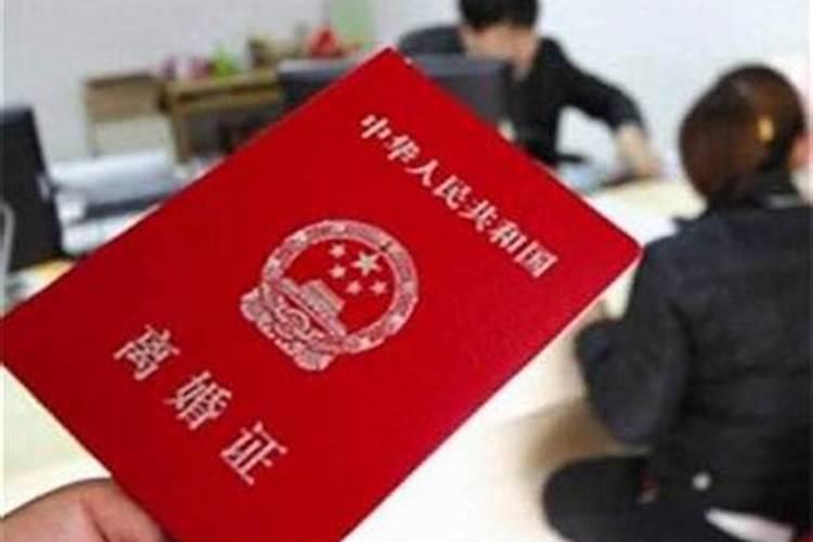 梦见已逝父亲病危