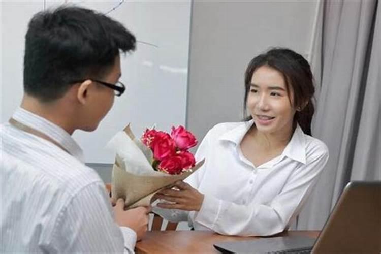 如何算自己有几次婚姻 红绳测算命运分析？