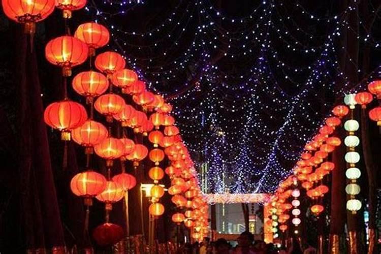 今天是元宵节,今天晚上,扬州什么地方最好玩