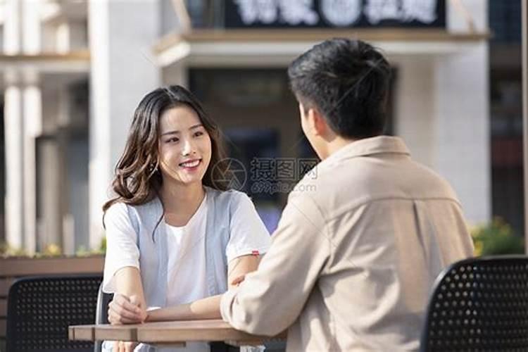 梦见和美女聊天什么意思？