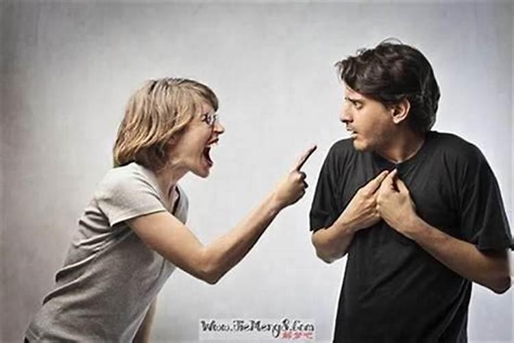 男人梦见蛇是什么意思 周公解梦