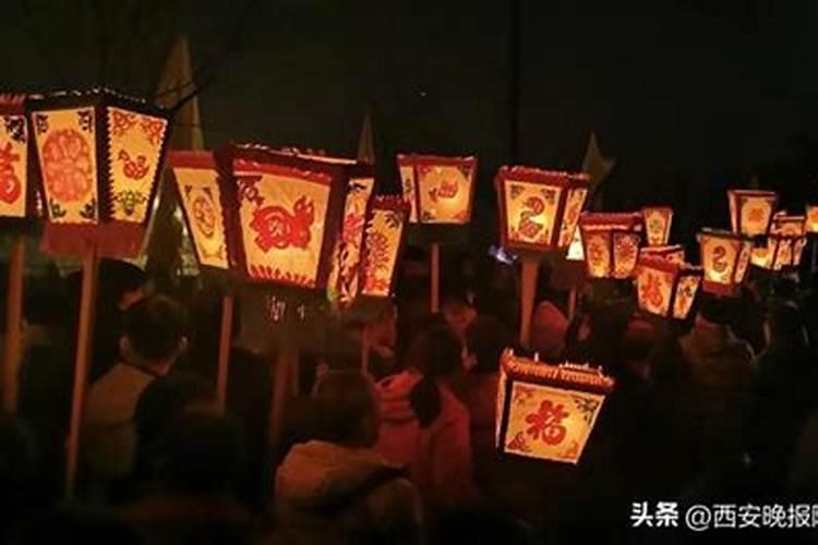 梦见骑自行车很辛苦且又撞到东西或人是什么预兆？