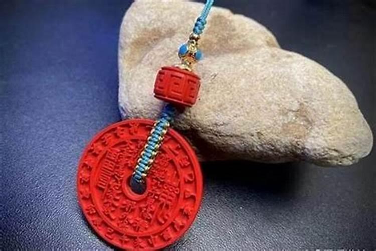 属羊犯太岁年份 属羊害太岁合适佩戴什么？