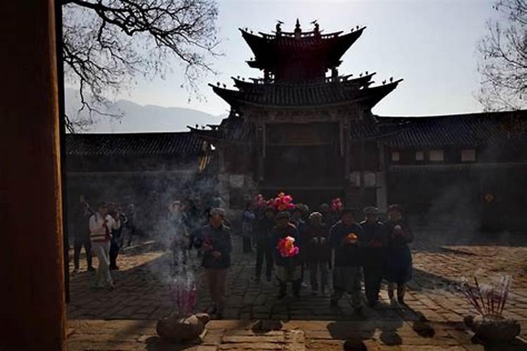 怎样去寺庙为去世亲人祈福