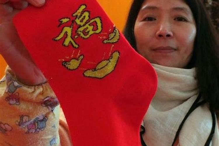 本命年为什么要穿红色的衣服