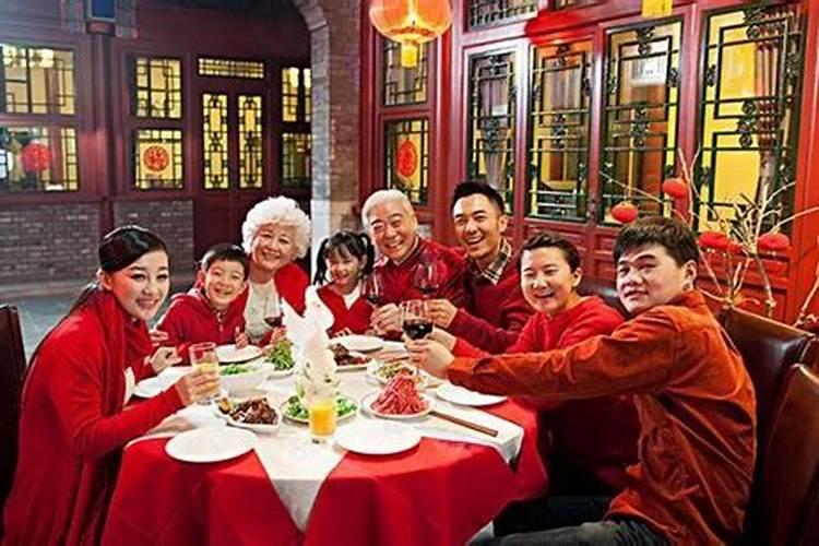 77年的蛇2025年运势和财运怎么样