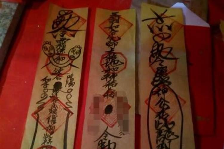 10月初一出生的男孩