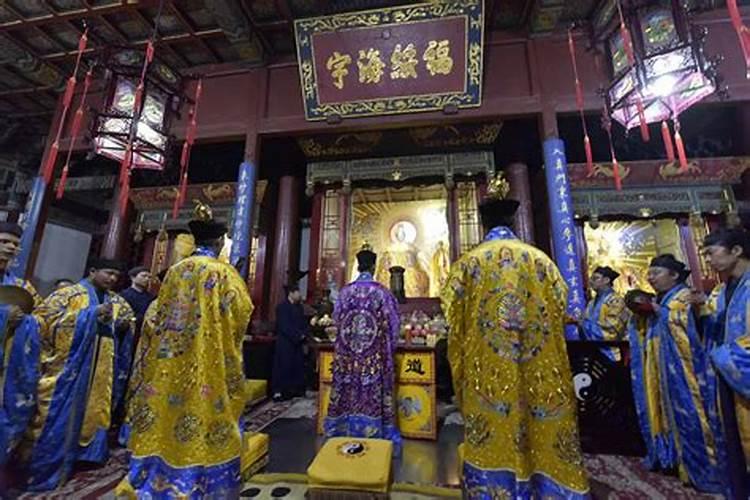 属龙之人于什么年份将有犯太岁之相？