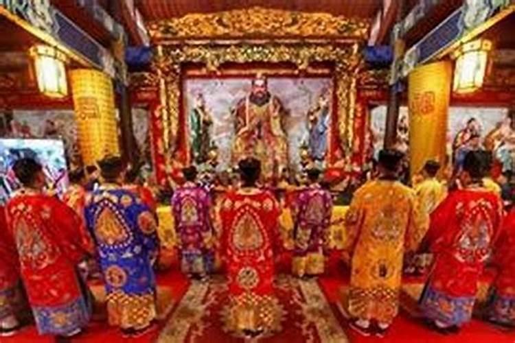 请教,喜用神是水木,但五行缺火,主要是补火还是补水