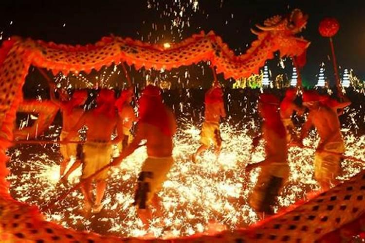 中秋节的习俗有哪些 中秋节各式各样风俗活动