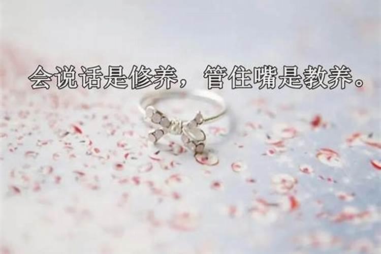 梦到很脏的厕所和粪便预示什么