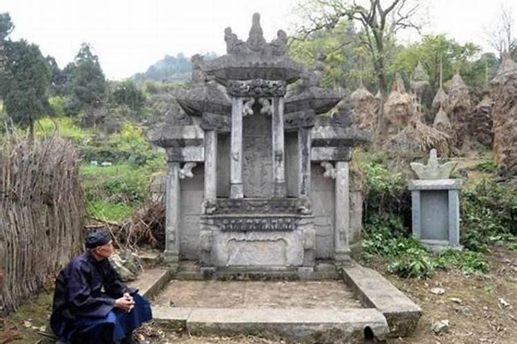 梦见修建坟墓是什么预兆周公解梦,女人做梦梦到很多坟墓