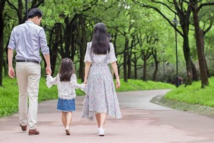 做梦梦到娘家人是什么预兆