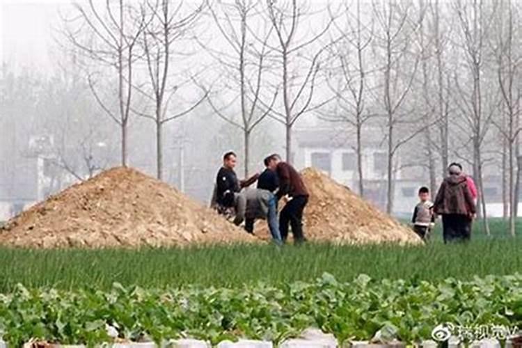 清明节上新坟能不能添土 清明节上新坟有什么讲究