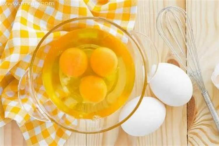 女人梦见饺子是什么意思