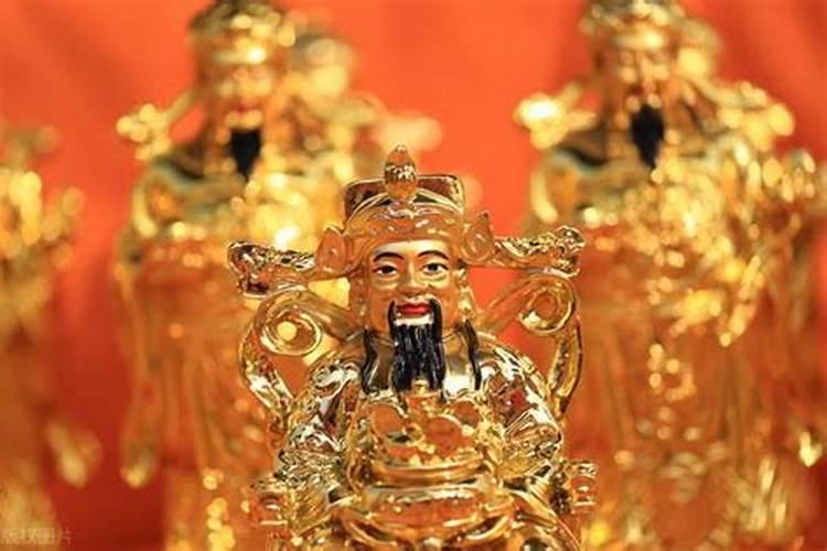 梦见辞职的同事回来上班是什么意思？