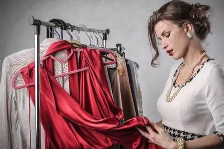 女人梦见买衣服是吉兆发财