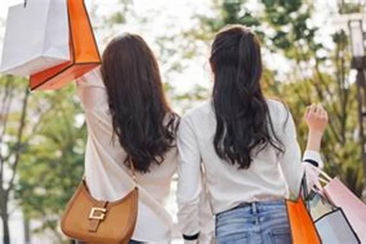 周公解梦梦见买衣服 周公解梦梦见买衣服 预兆什么