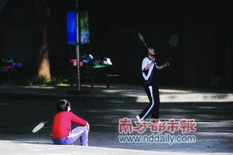 梦见高中的同学去世