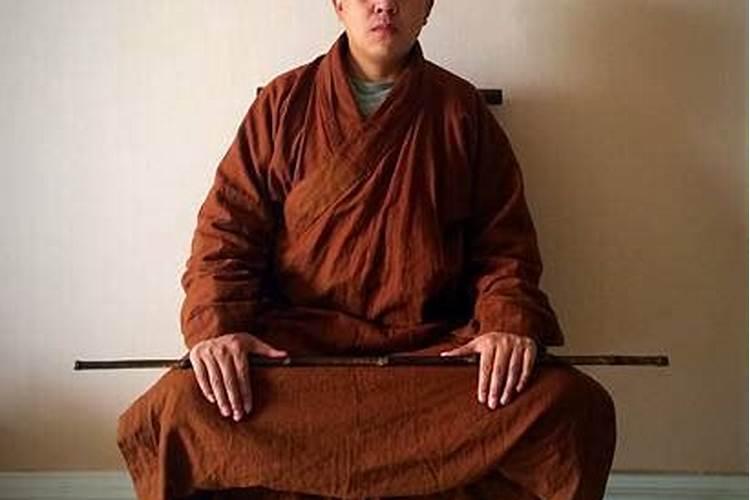 我不信佛可我被朋友为了做生意发财把我名字当居士供奉在庙里了他这样...
