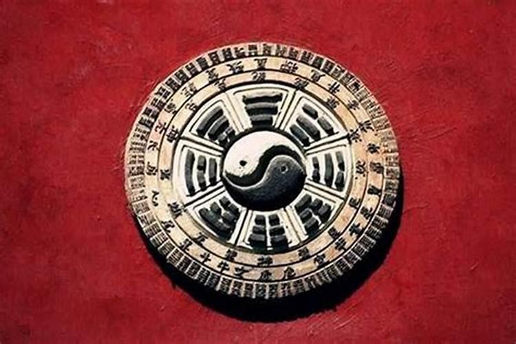 怎么看四柱八字排盘解读性格和婚姻？