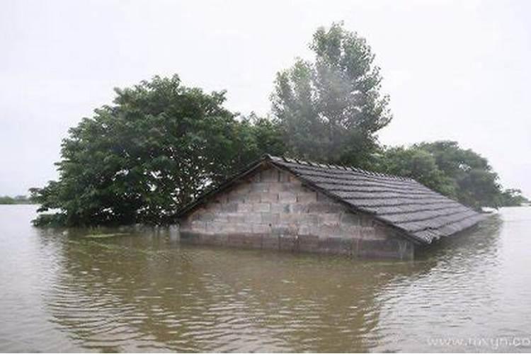 梦见自己被水淹了预示着什么意思