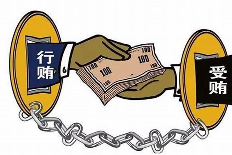 余秋雨的[历史的暗角]赏析