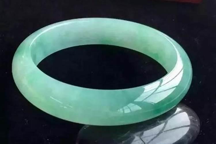 犯太岁戴什么最旺财