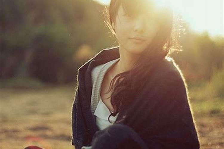 梦见女孩子是什么意思