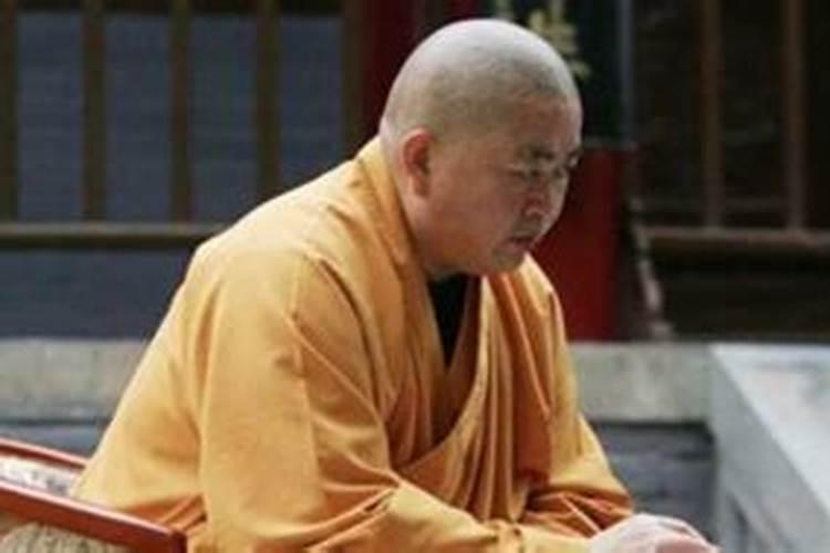 专门哭丧,吹喇叭,做法事的人叫什么？