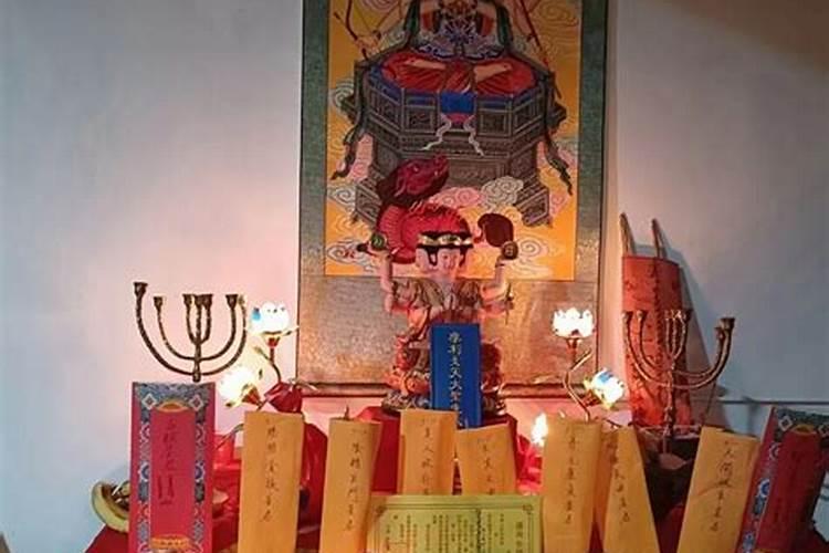 在家里给亡人超度有效果吗？在寺庙做法事都能及时超度么