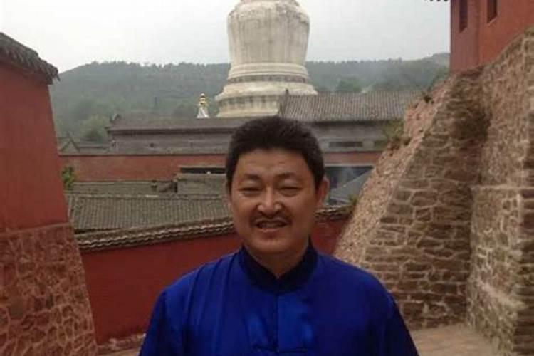 但是,为什么有的算命先生占卜的时候不需要生辰八字呢