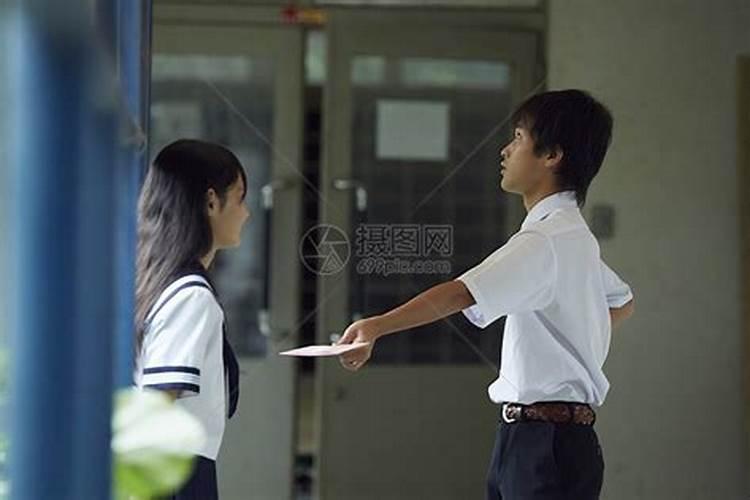 梦见男同学向我表白我答应了他的预兆