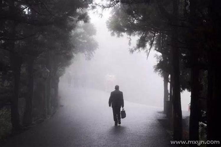 梦见死去的爸爸大哭的预兆