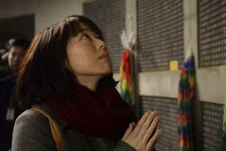 梦见和死去妈妈说话的预兆