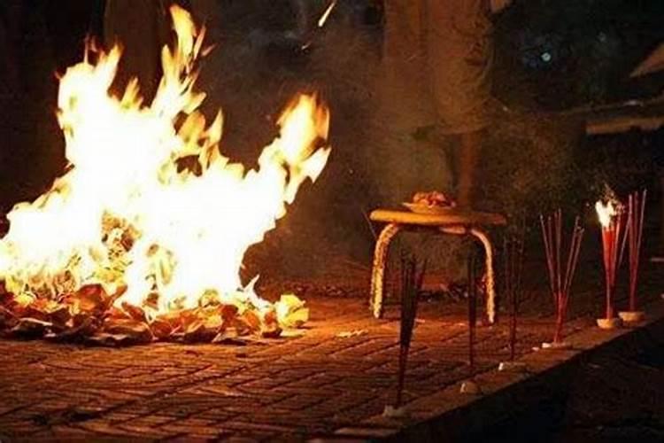 中元节祭祀需要贡品吗 中元节祭祀要不要带贡品呢