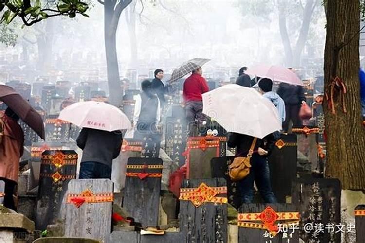 除夕 元宵 腊八 春节 小年 (按顺序排好)