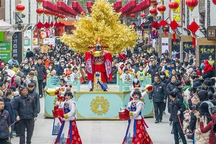 初五接财神,在哪接？是饭桌还是灶台