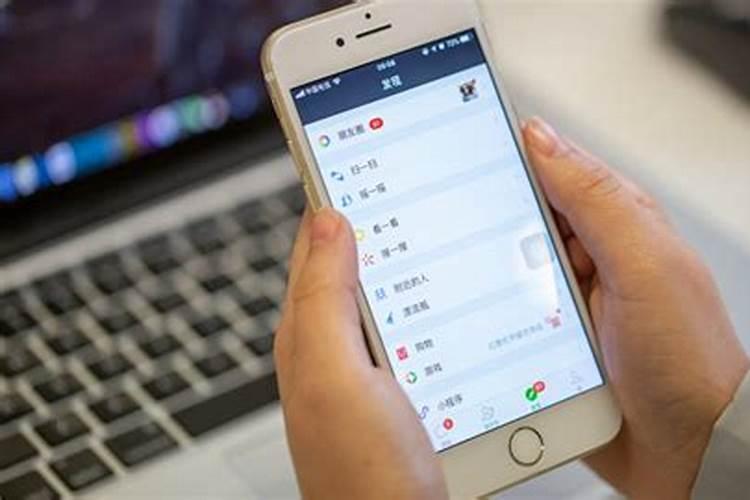 梦见手机被别人抢了预示着什么