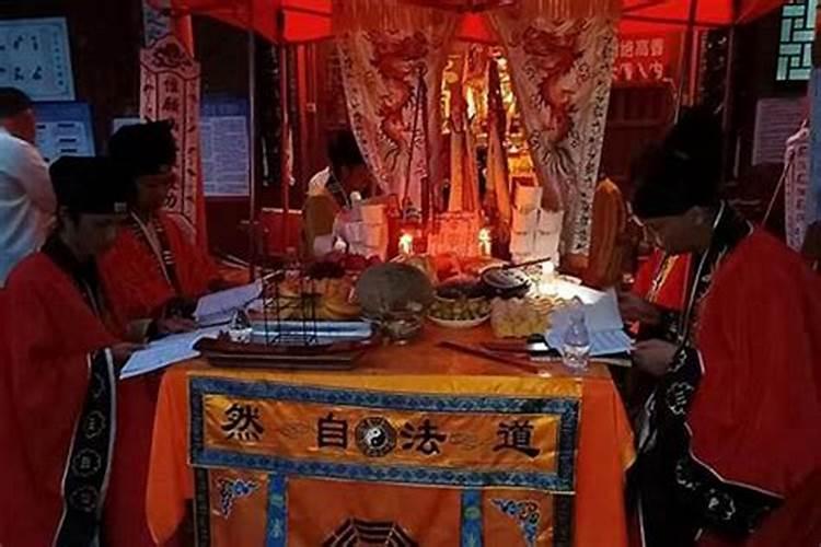动八字测何时动婚 怎么看八字哪一年动婚？