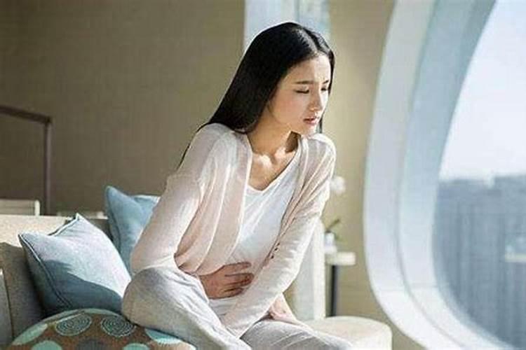 梦见女人身上来月经的预兆