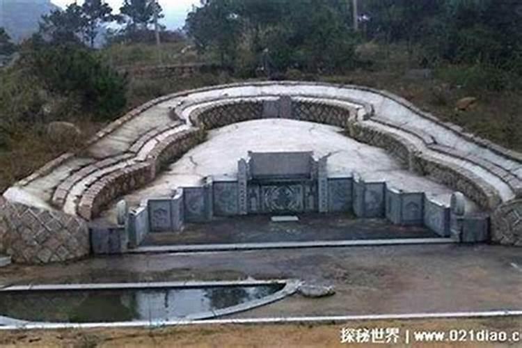 揭秘坟墓风水：如何看好坟墓风水？