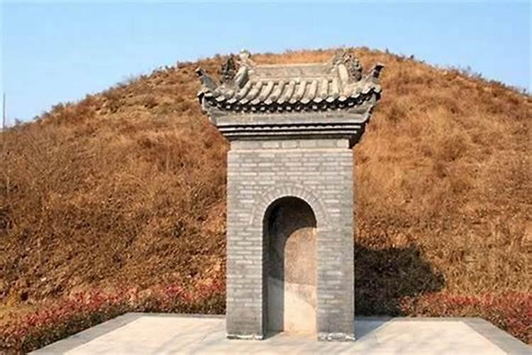 奇门遁甲：揭秘阴宅风水的奥秘
