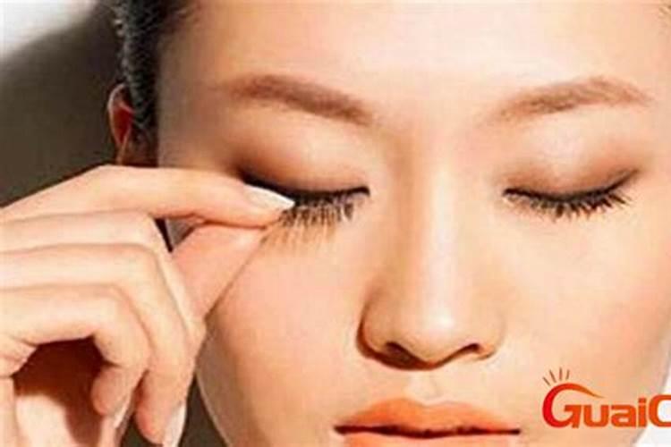 女人右眼上眼皮跳是什么预兆女人右眼上眼皮跳是什么意思