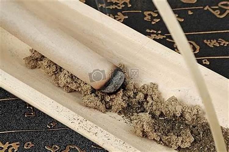 艾叶熏香与家居风水：和谐相融之道