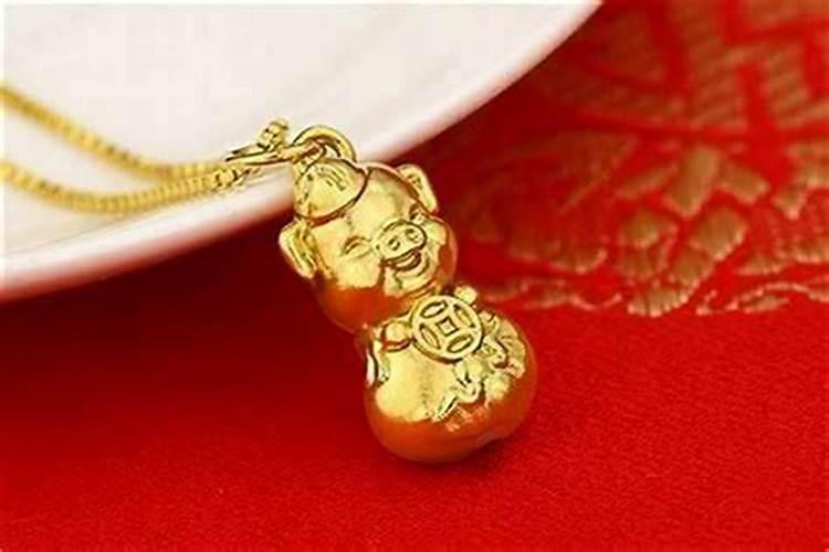 生肖属猴的适合佩戴什么饰品？
