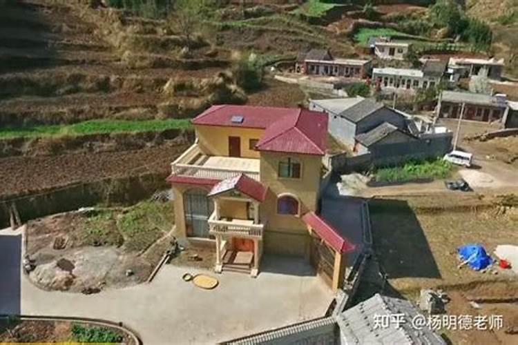 农村建房子风水禁忌：选址、朝向、布局全解析？