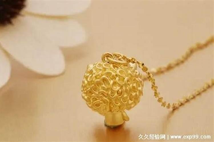 属虎的人为什么不适合戴金？