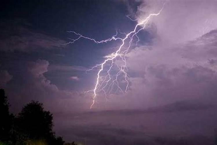 梦见打雷什么意思？