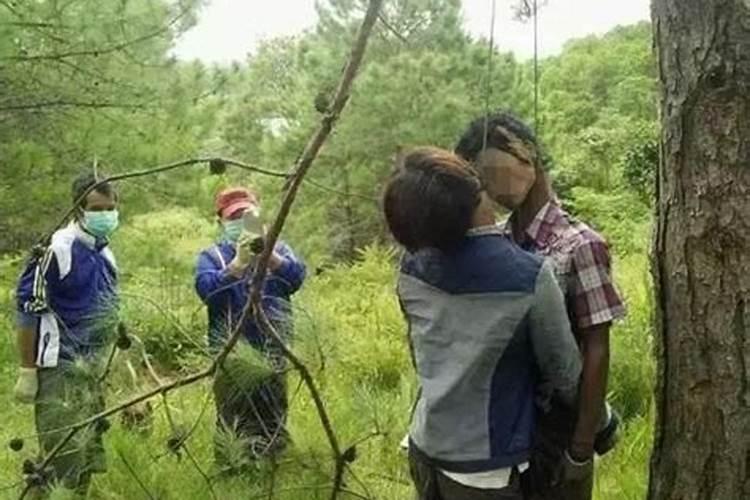 解脱吊死的人念什么经？
